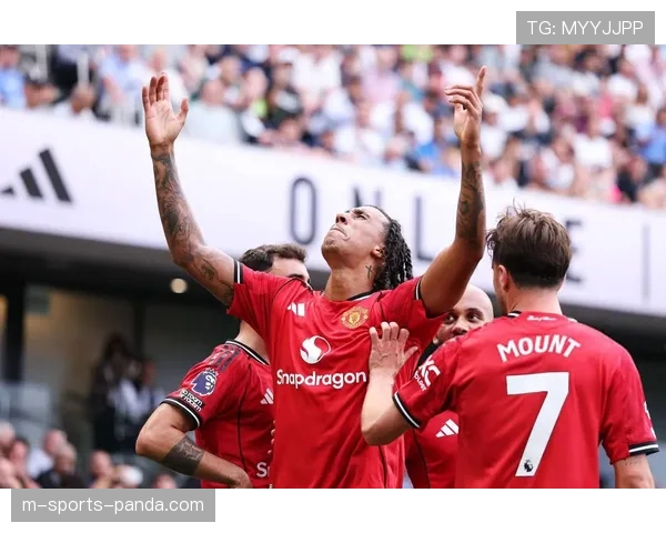 曼联客场展现纪律性与韧性,中后场高压出球质量成取胜关键 曼联客场展现纪律性与韧性,中后场高压出球质量成取胜关键